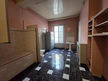 Local commercial à vendre à Montargis dans le Loiret (45200), ref : 45051-475
