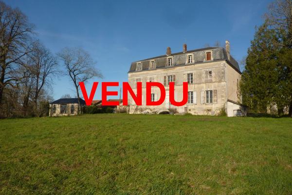 MAISON DE MAÃŽTRE AVEC SES DÉPENDANCES  SUR 30HA 95a 85ca