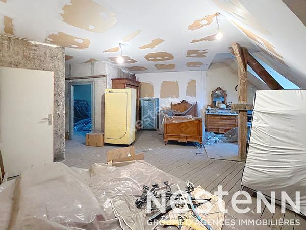 Appartement Metz 5 pièce(s) - chambre et cuisine en annexes - garages 6 voitures - combles aménageables