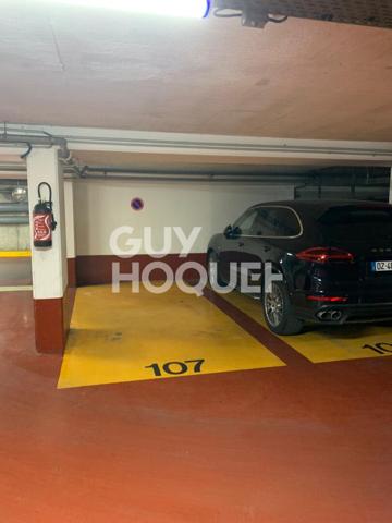 Parking à louer 75007 Paris