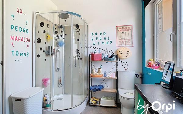 Maison à vendre    5 pièces • 140 m2 Pionsat