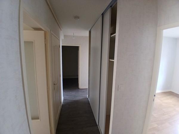 Appartement Mayenne 4 pièces avec balcon