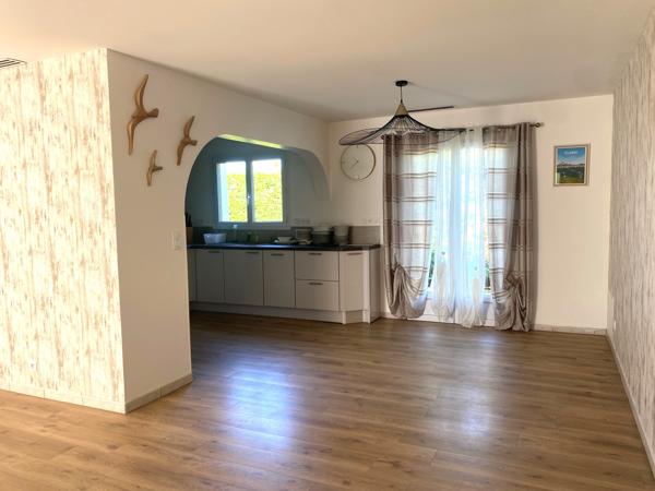 BELLE VILLA DE PLAIN PIED