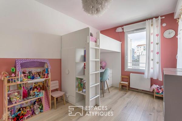 Appartement esprit maison sur le toit avec terrasse