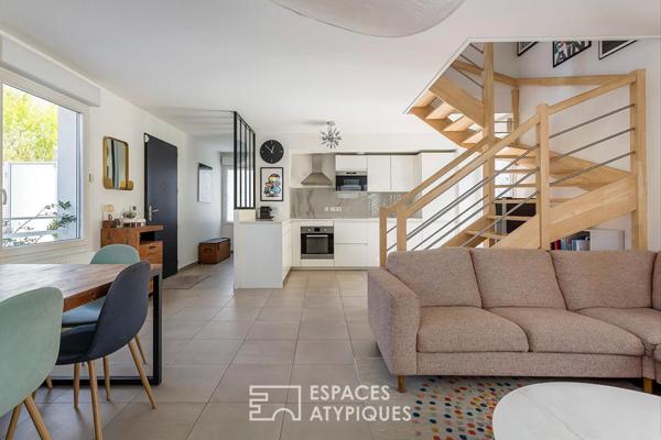 Appartement esprit maison sur le toit avec terrasse