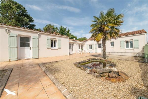Maison à vendre |  Saint-Pierre-d'Oléron |  8 pièces | 179 m²