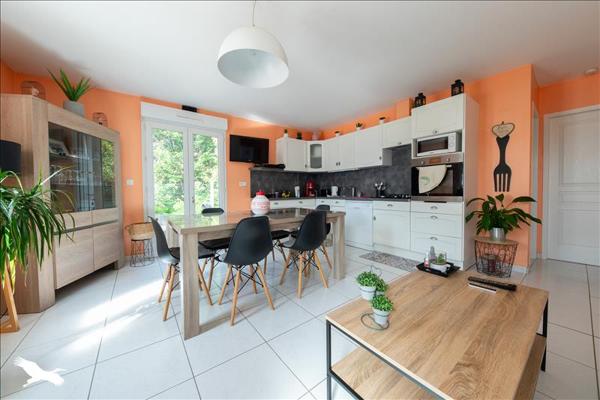 Maison à vendre |  Saint-Pierre-d'Oléron |  8 pièces | 179 m²