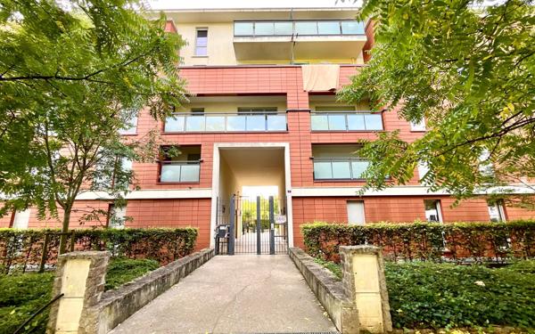 Appartement à vendre    3 pièces • 60 m2 Noisiel