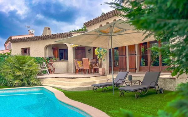 Maison à vendre    6 pièces • 188 m2 La Colle-sur-Loup