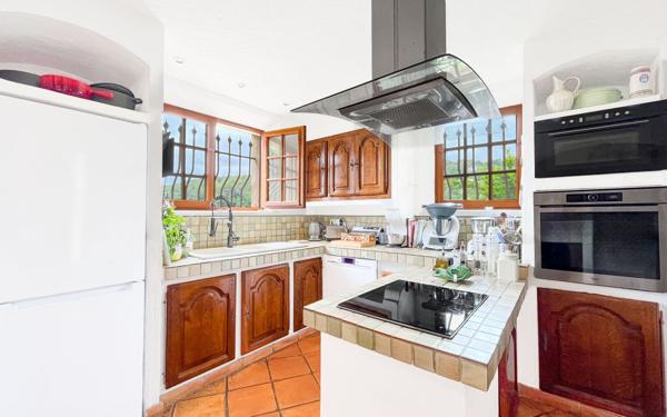 Maison à vendre    6 pièces • 188 m2 La Colle-sur-Loup