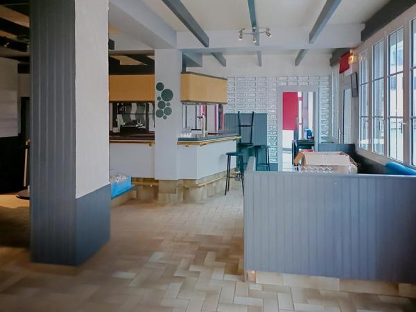 Local commercial 127m2 PLOMODIERN