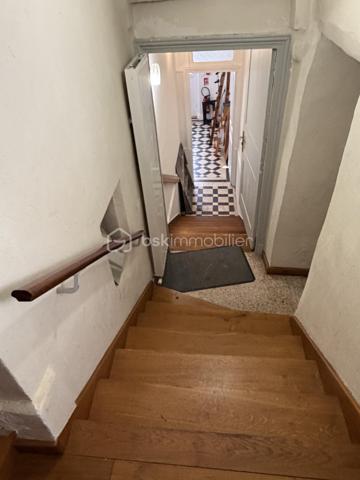 Immeuble mixte de 244 m²