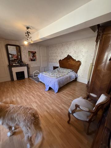 Immeuble mixte de 244 m²