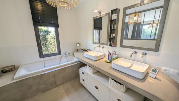 Saint-Quentin-en-Tourmont (80120) Saint-Quentin-en-Tourmont : Maison d'Architecte d'Exception à Deux Pas du Marquenterre