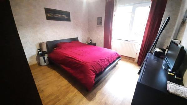 Maison familiale rare à la vente, à deux pas du Parc des Ardoisières et d'Angers