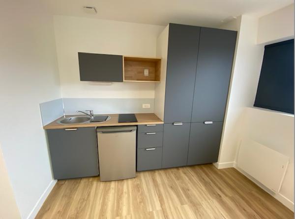 EXCLUSIVITE : A LOUER Local d'activité NEUF, aménagé, 90-95 m² - Nantes SUD Route de Clisson