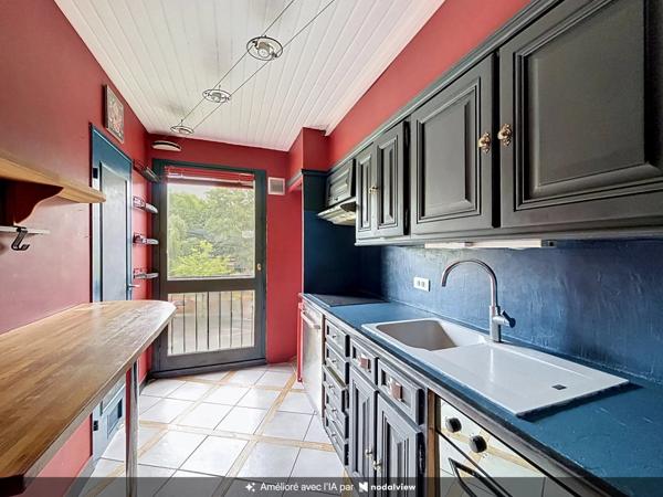 Vente                                                      Appartement
                        
                     4 pièces                      69 m2                     à Yerres