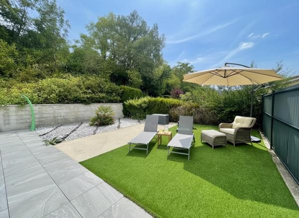 Belle maison individuelle avec sous-sol complet – Piscine – Terrain 1 169 m² – Hautecourt-Romanèche (01250)