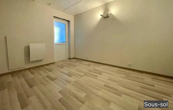 Belle maison individuelle avec sous-sol complet – Piscine – Terrain 1 169 m² – Hautecourt-Romanèche (01250)