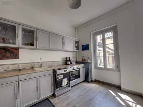 Maison à vendre à Tours dans l'Indre-et-Loire (37000), ref : 096/922   
TOURS Centre - Prebendes