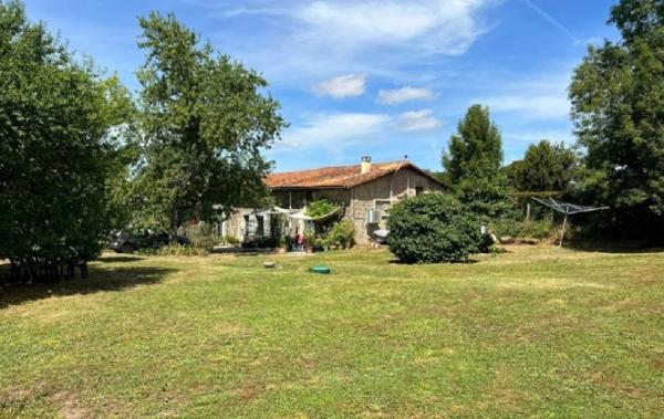 Vente Maison Villefagnan   