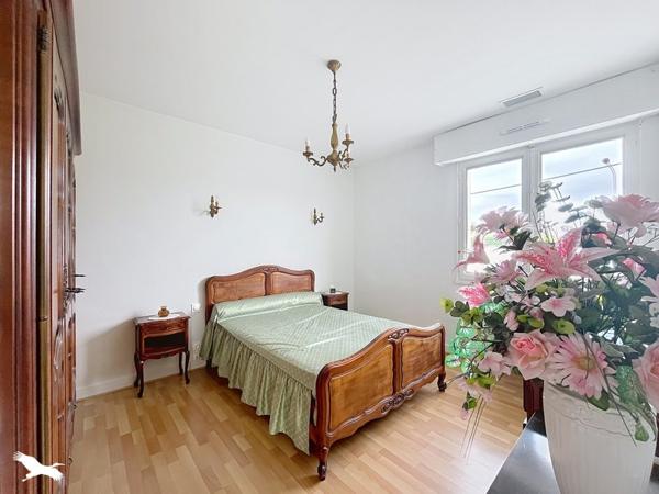 Maison à vendre 375 000 € Saint-Médard-en-Jalles 4 p 104 m² DPE C