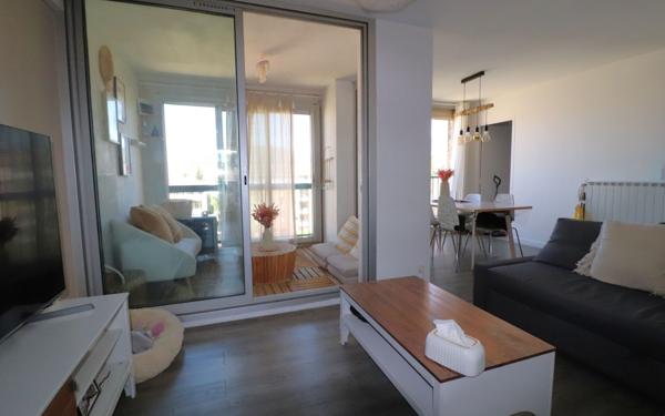 Appartement à vendre    4 pièces • 81 m2 Aubagne