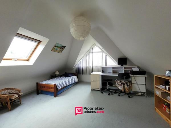 29000 QUIMPER - Maison avec piscine  6 pièce(s)  174 m2