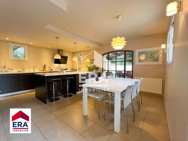 Maison Pernes Les Fontaines 230 m2