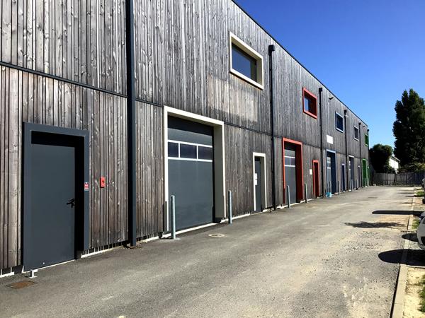 Local d'activité 166 m² - SAINT HERBLAIN