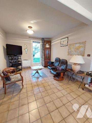 À VENDRE - RENNES (35) - Quartier Landry - Dans un lotissement, une maison mitoyenne d'un côté,...