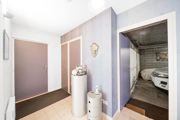 Chalon sur Saône centre ville Maison spacieuse 4 chambres, bureau jardin et garage double !