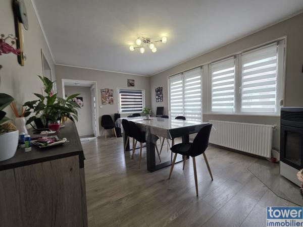 Maison
                                                                                                                                                                                                                                                                                                                        5 pièce(s)                                                                                                                                                                                                          2 chambre(s)                                                                                                                                                                                                          68.25  m²