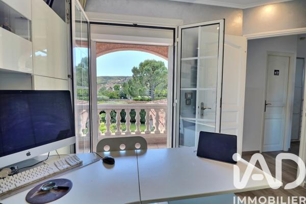 Maison à vendre 6 pièces 158 m² Châteauneuf-les-Martigues