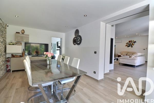 Maison à vendre 6 pièces 158 m² Châteauneuf-les-Martigues