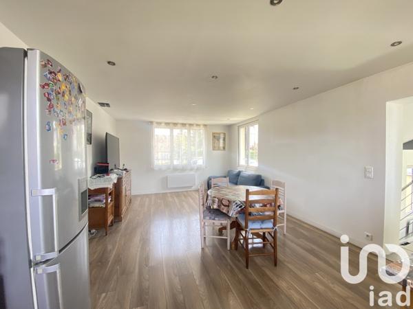 Maison 5 pièces de 97 m² à Le Malesherbois (45330)