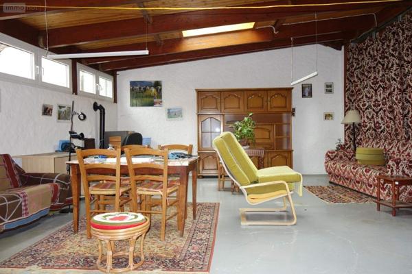 Maison à vendre à La Roche-Vineuse en Saône-et-Loire (71960), ref : MA 594