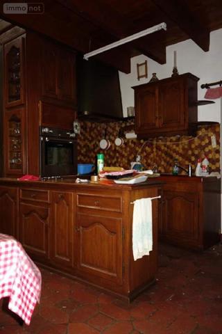 Maison à vendre à La Roche-Vineuse en Saône-et-Loire (71960), ref : MA 594