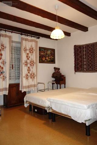 Maison à vendre à La Roche-Vineuse en Saône-et-Loire (71960), ref : MA 594