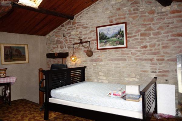 Maison à vendre à La Roche-Vineuse en Saône-et-Loire (71960), ref : MA 594