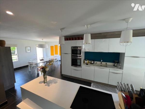 SAINT MARCEL LES VALENCE - Maison 8 PIECES 274  m² 750 000 € charge vendeur