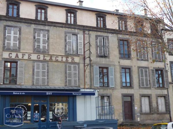 Location appartement Riom (63200) 1 pièce 17.83m²