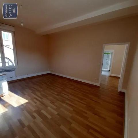 Appartement à louer 2 pièces 43.29m² Châlons-en-Champagne (51000)