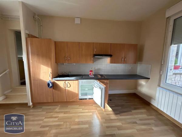 Appartement à louer 2 pièces 43.29m² Châlons-en-Champagne (51000)