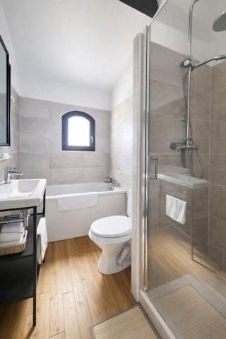 Maison Balaruc Les Bains 5 pièce(s) 145 m2