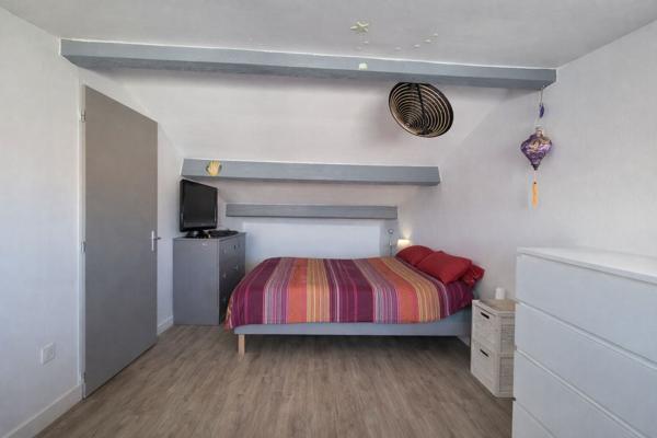 Maison Balaruc Les Bains 5 pièce(s) 145 m2