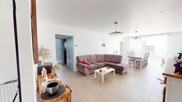 Maison de 2023 à Ligugé : confort, modernité et DPE A