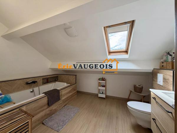 Vente                                                      Maison
                        
                     6 pièces                      160 m2                     à Coulommiers