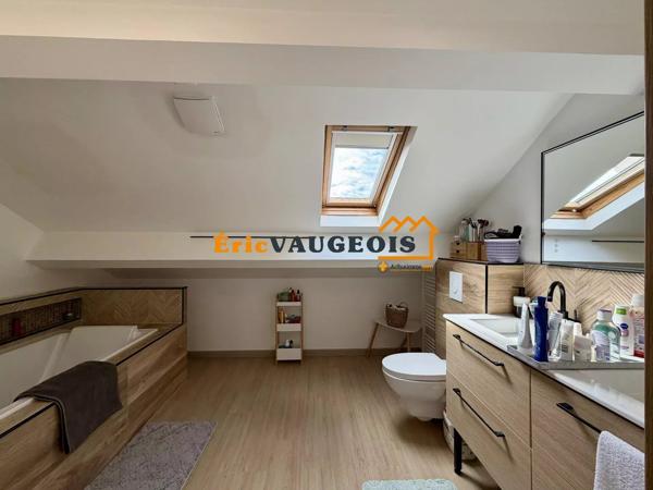 Vente                                                      Maison
                        
                     6 pièces                      160 m2                     à Coulommiers