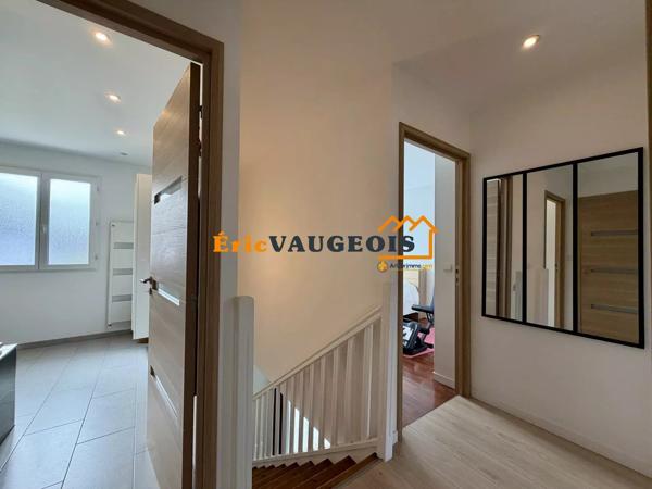 Vente                                                      Maison
                        
                     6 pièces                      160 m2                     à Coulommiers